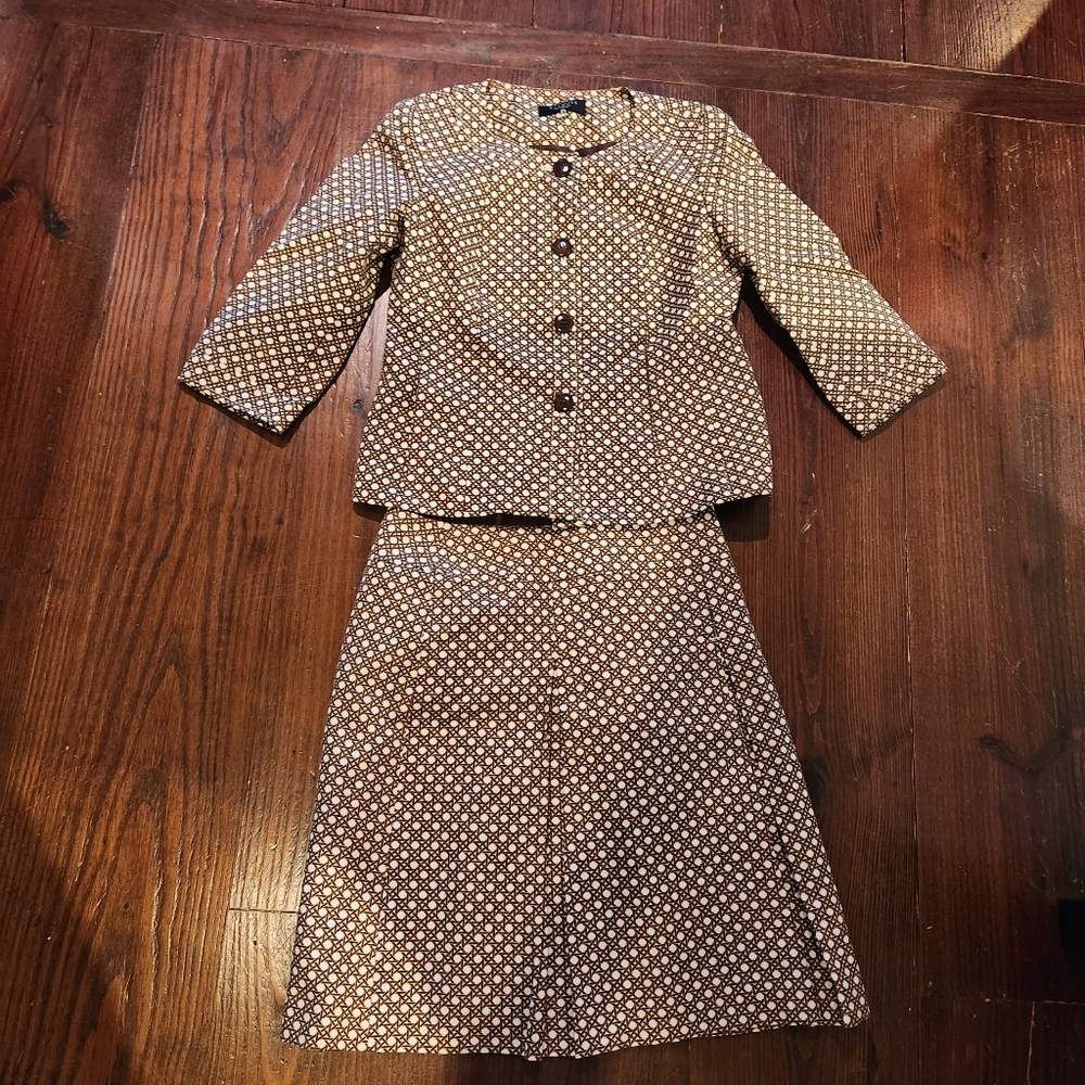 Talbots Brown and Cream Patterned 2pc Suit